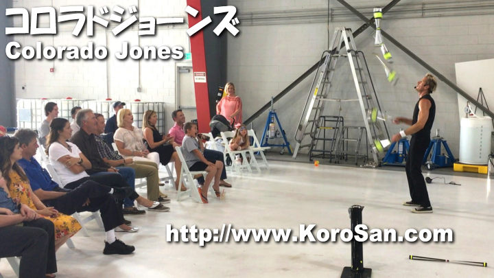 会社のパーティーで外国人パフォーマーコロラドジョーンズ 会社のパーティーで外国人パフォーマーコロラドジョーンズ